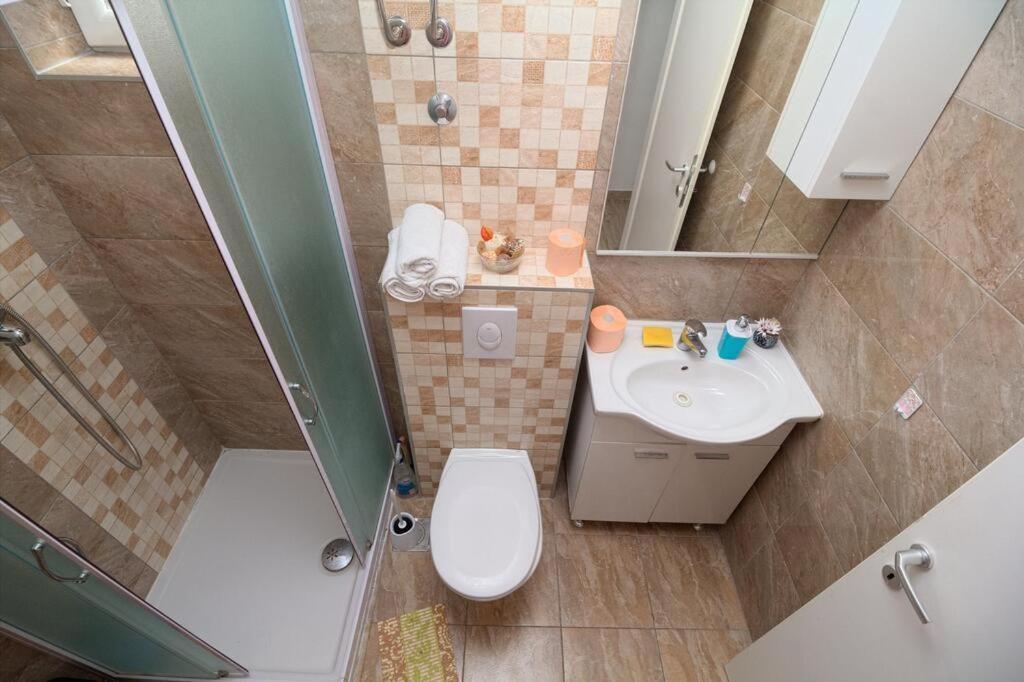 Apartment Zrno Makarská Exteriér fotografie